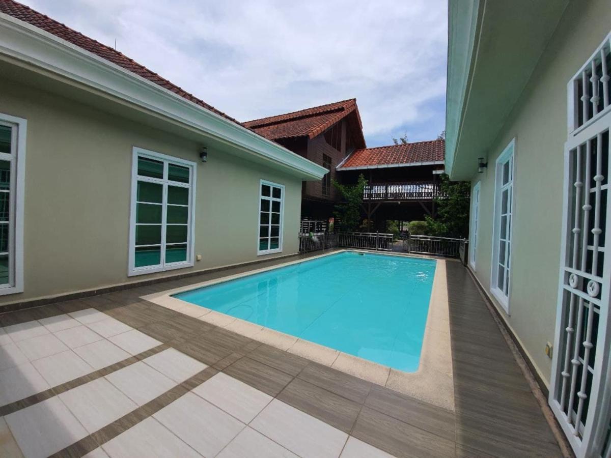 Villa Temila Pasir Puteh Exterior foto