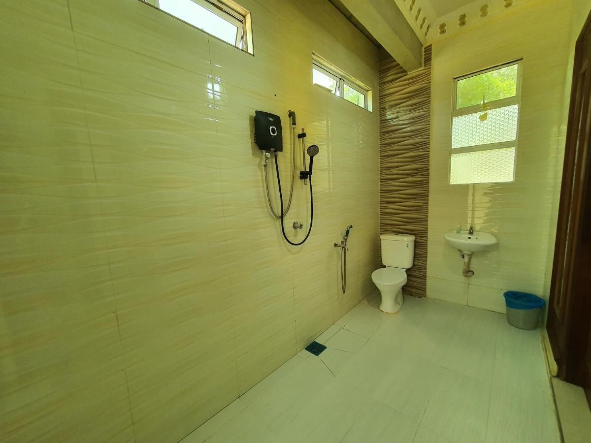 Villa Temila Pasir Puteh Exterior foto