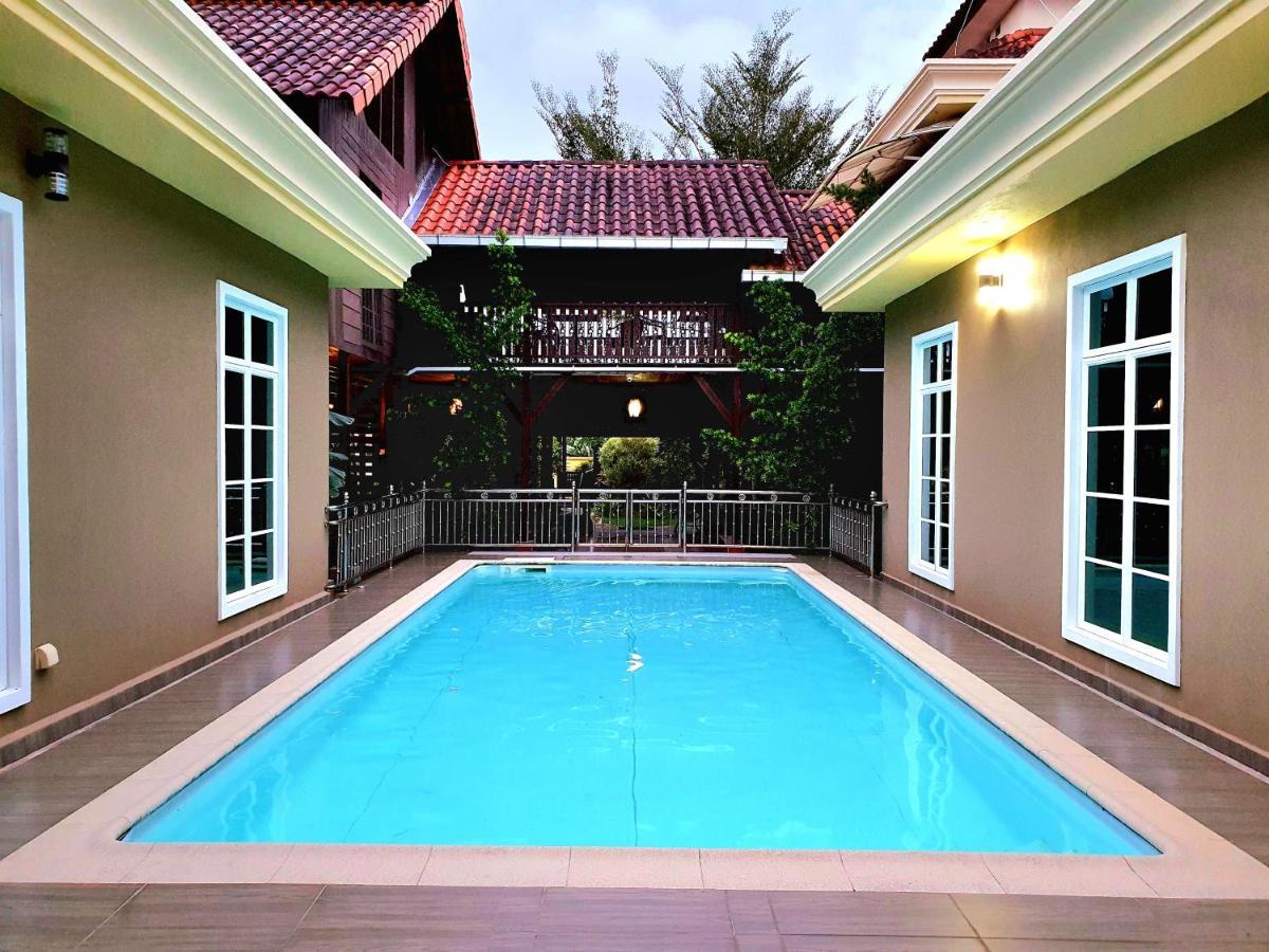 Villa Temila Pasir Puteh Exterior foto