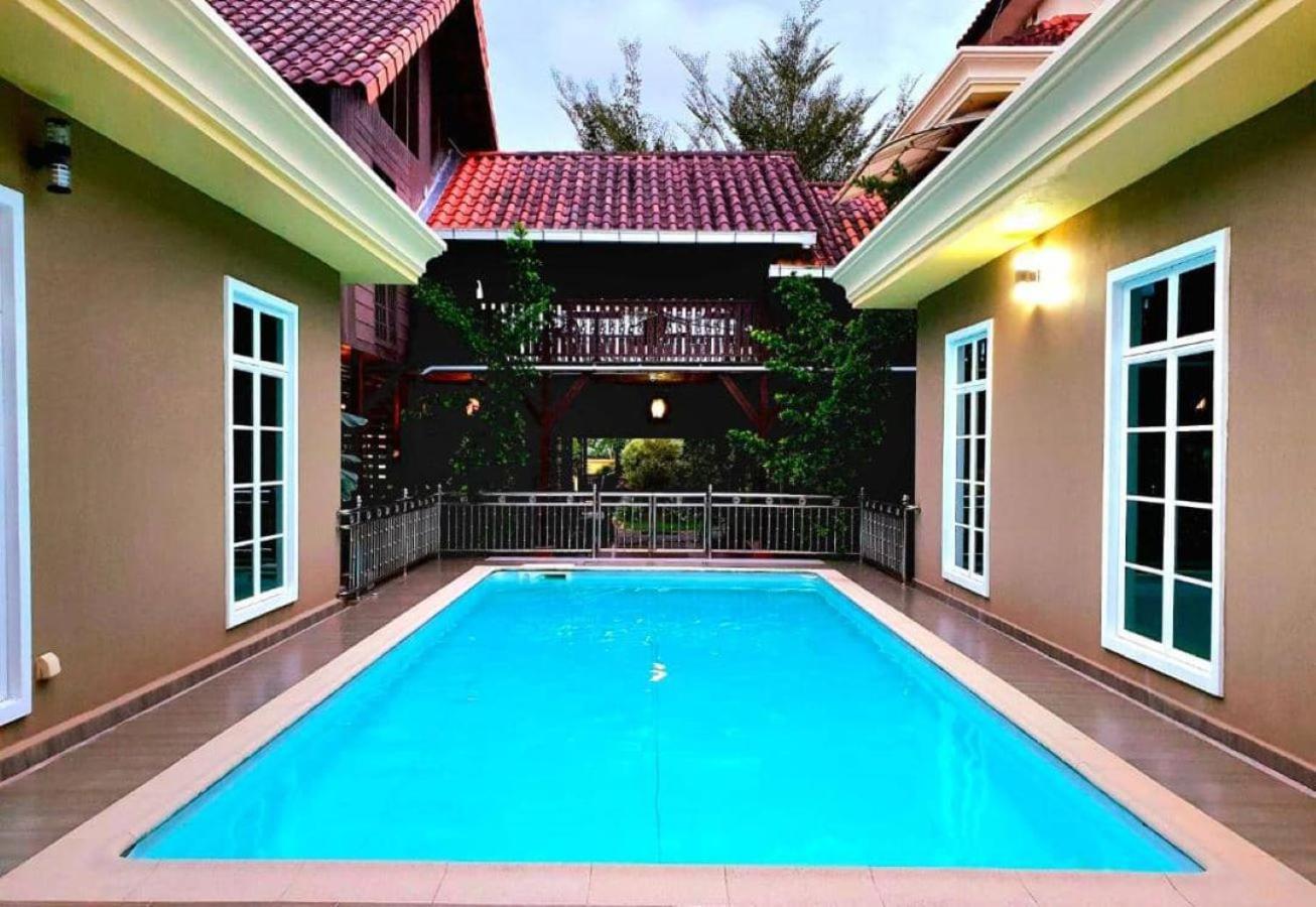 Villa Temila Pasir Puteh Exterior foto