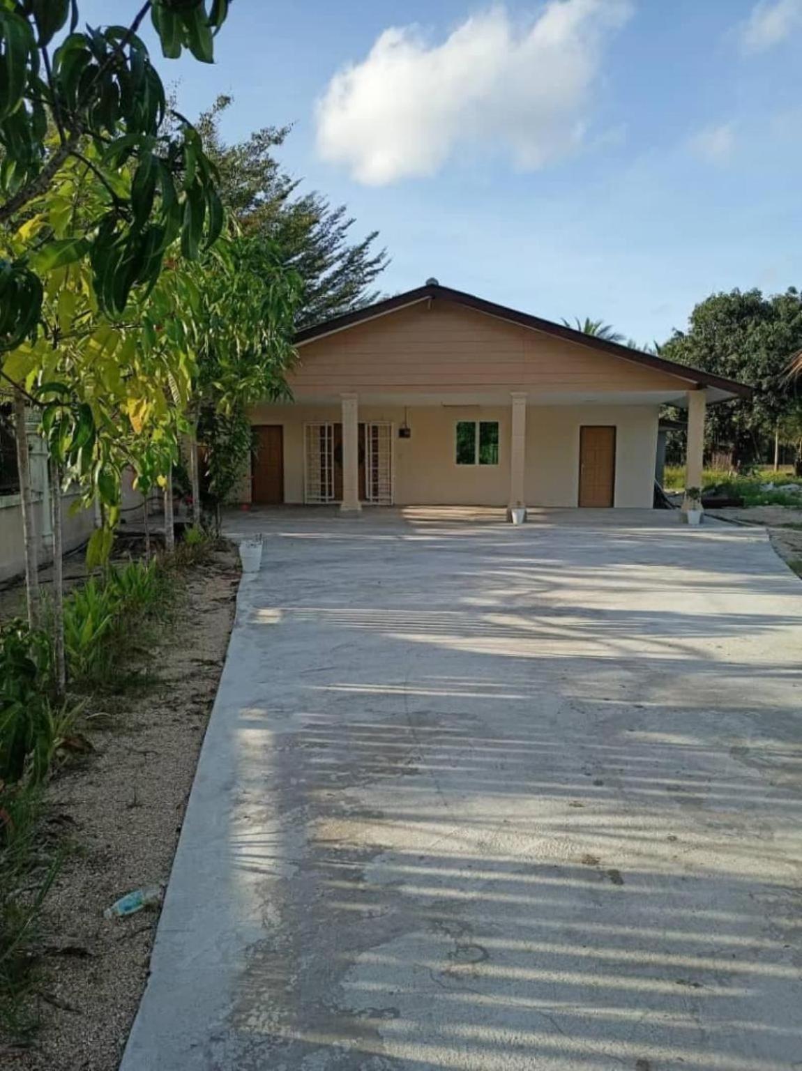 Villa Temila Pasir Puteh Exterior foto