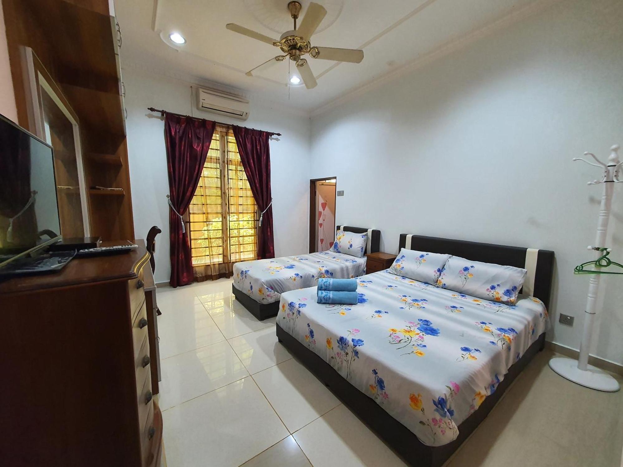 Villa Temila Pasir Puteh Exterior foto