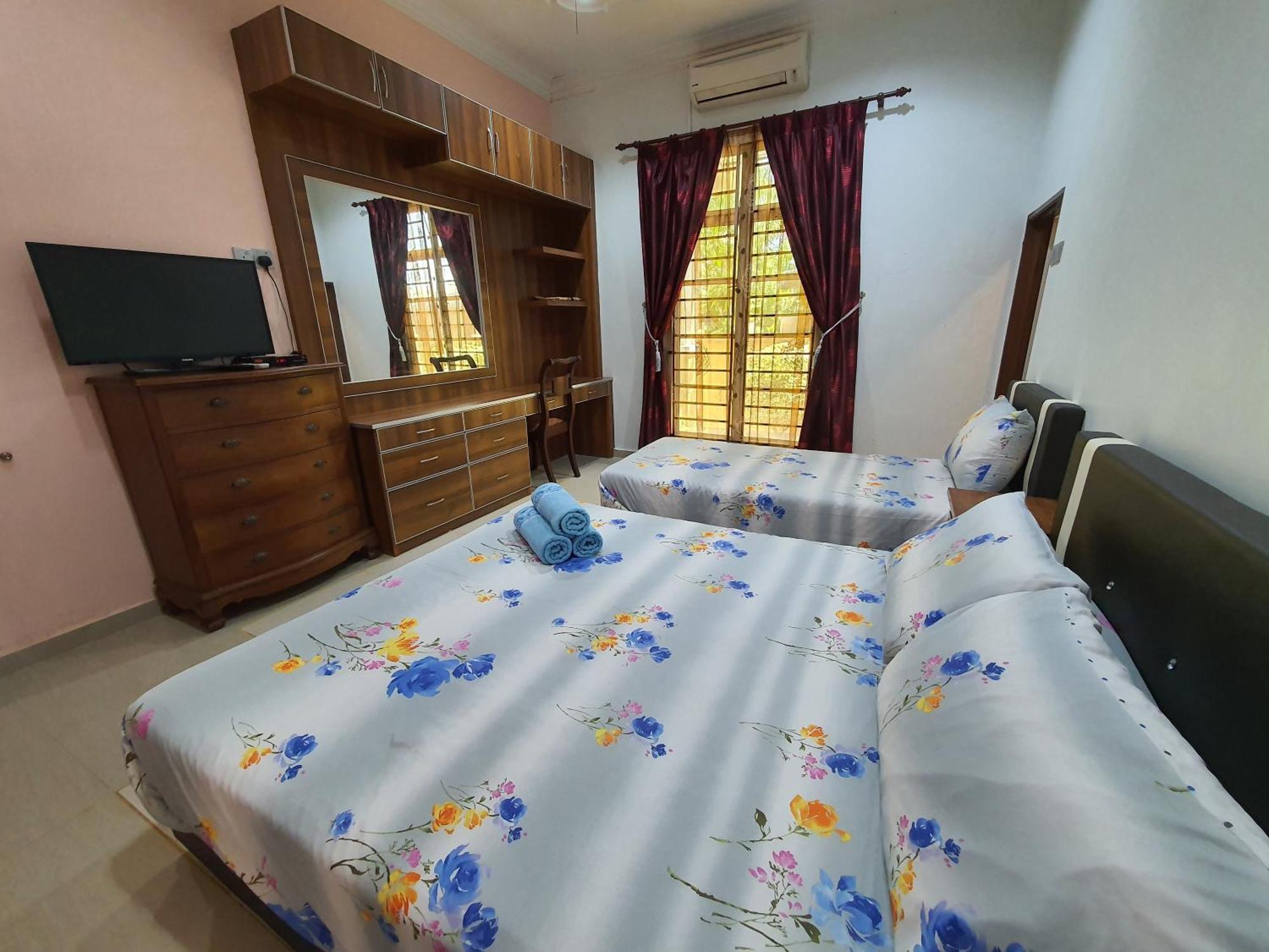 Villa Temila Pasir Puteh Exterior foto