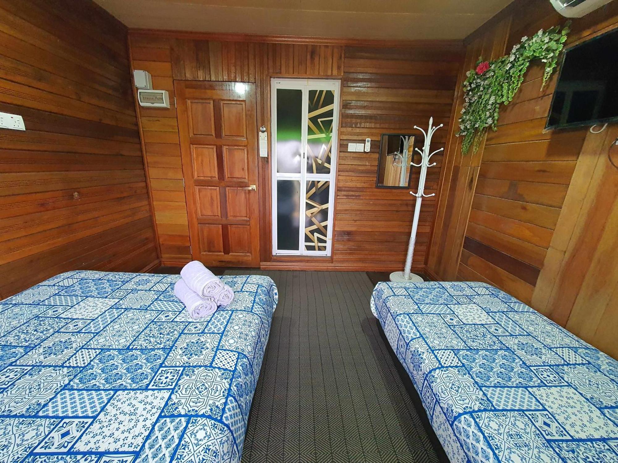 Villa Temila Pasir Puteh Exterior foto